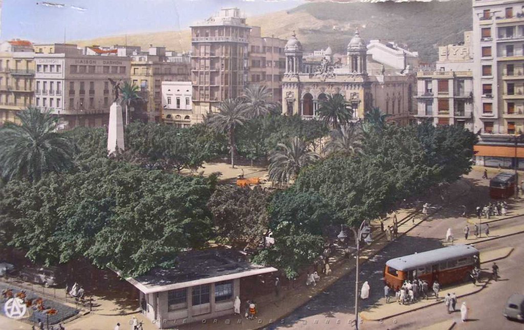 ORAN PLACE FOCH.JPG